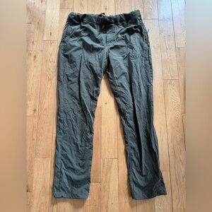 MEC men’s stretch waterproof hiking pants - Large - New